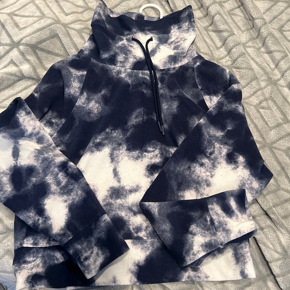 Old Navy Cropped Turtleneck Fleece